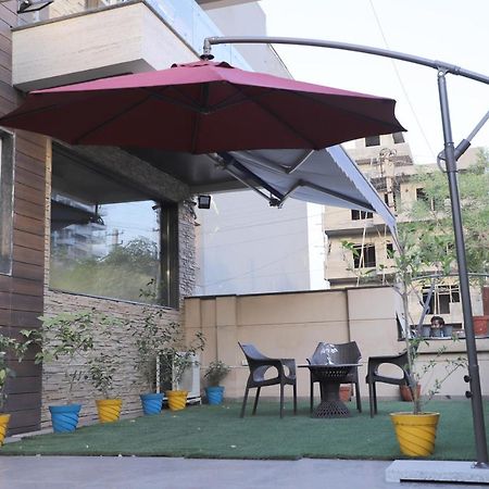Nirvana Rooms Gurgaon Exterior photo