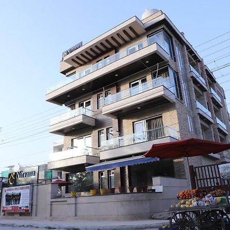 Nirvana Rooms Gurgaon Exterior photo