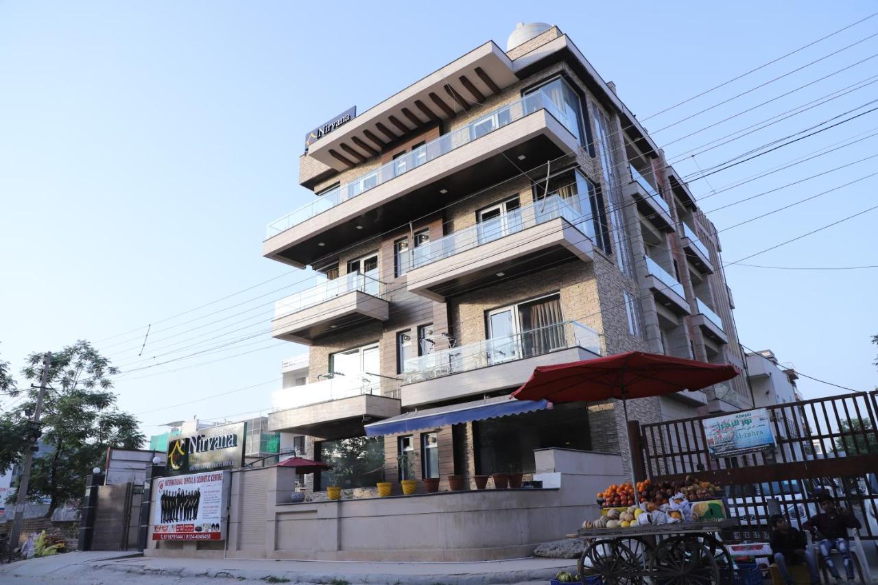 Nirvana Rooms Gurgaon Exterior photo