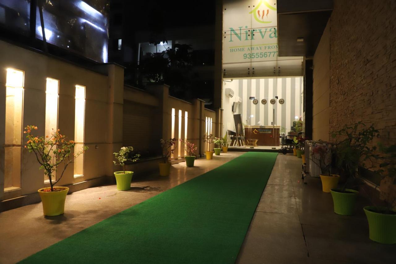 Nirvana Rooms Gurgaon Exterior photo