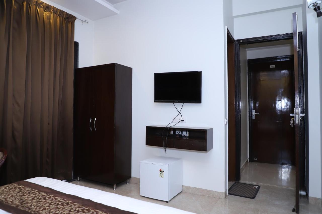 Nirvana Rooms Gurgaon Exterior photo