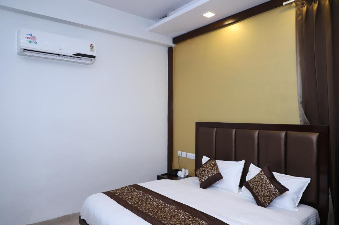 Nirvana Rooms Gurgaon Exterior photo