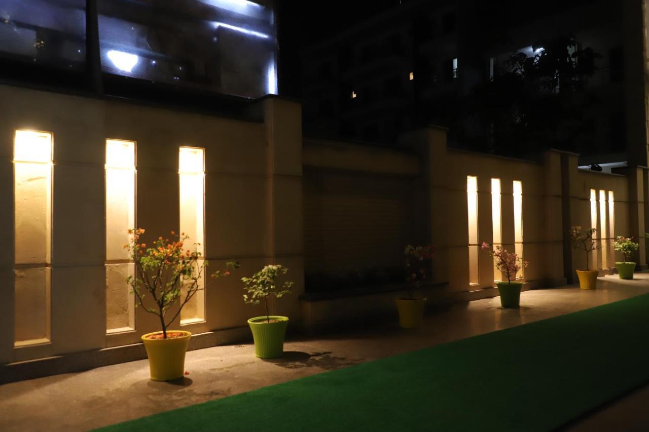 Nirvana Rooms Gurgaon Exterior photo