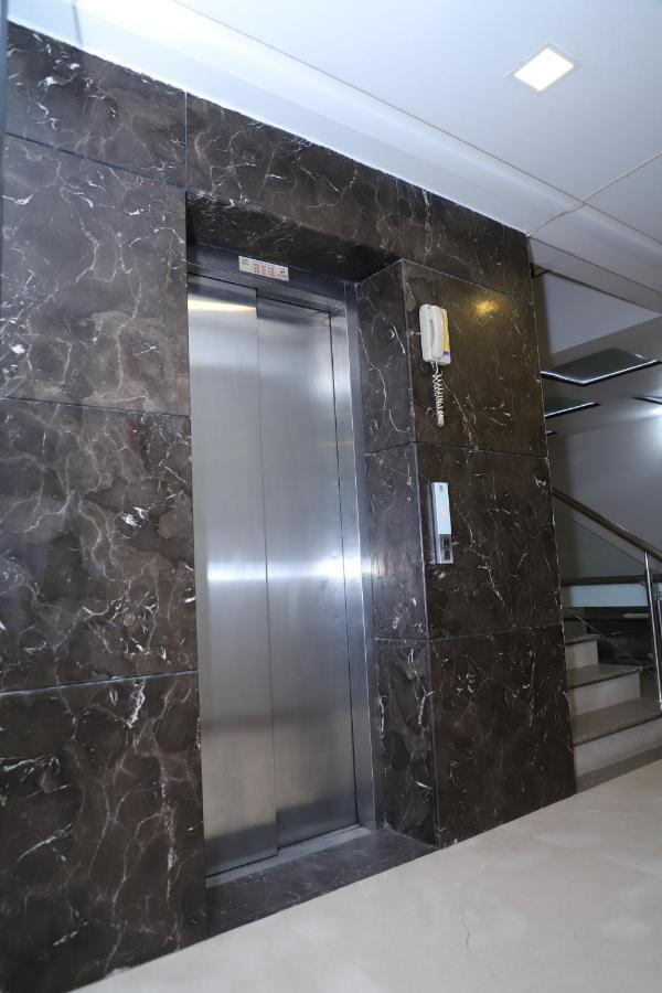 Nirvana Rooms Gurgaon Exterior photo