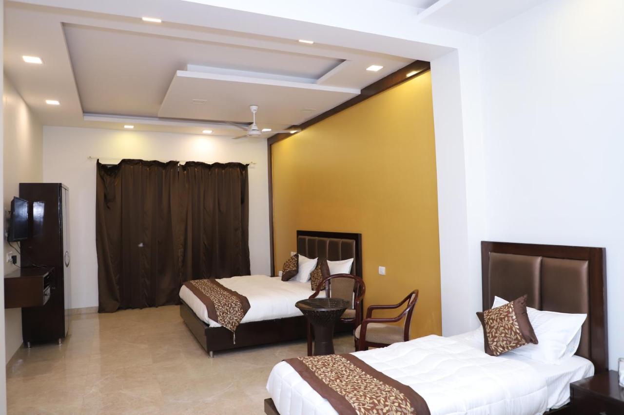 Nirvana Rooms Gurgaon Exterior photo